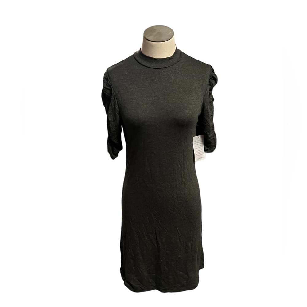 BNWT Velvet Torch Los Angeles Dress size M